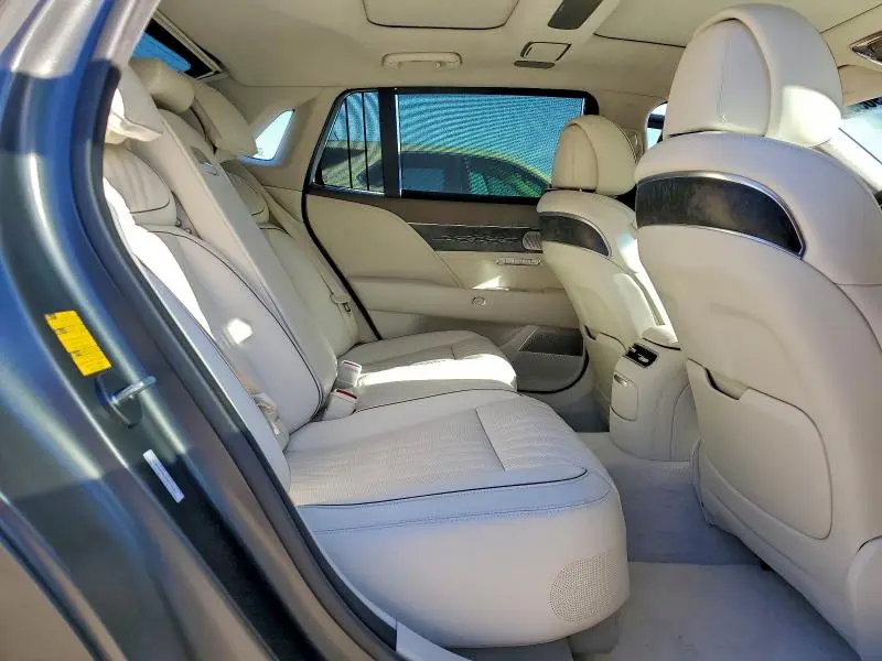 2024 GENESIS G90   
