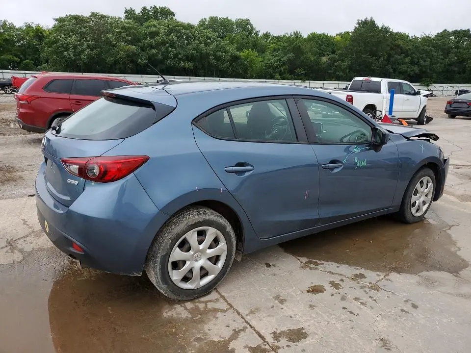 2016 MAZDA 3 SPORT  