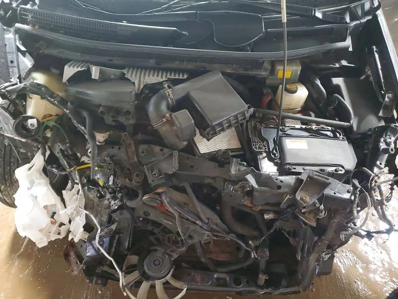 2013 TOYOTA PRIUS V THREE  