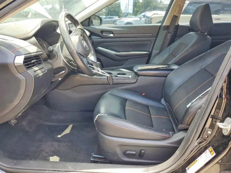 2019 NISSAN ALTIMA SR  