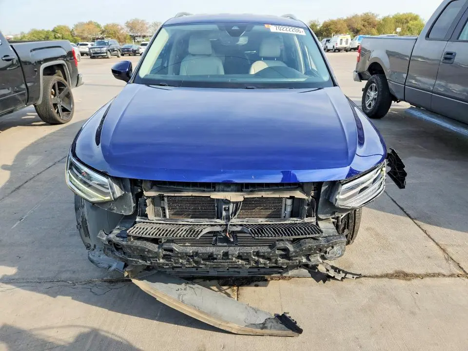 2022 VOLKSWAGEN TIGUAN SE  