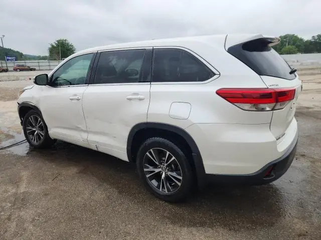 2017 TOYOTA HIGHLANDER LE  