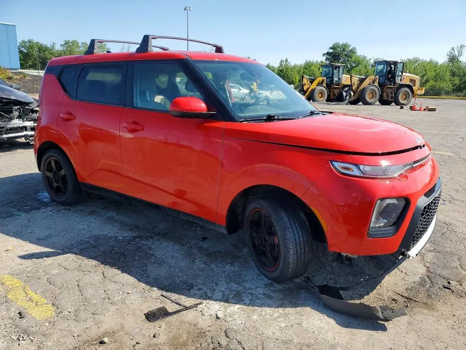 2022 KIA SOUL LX  