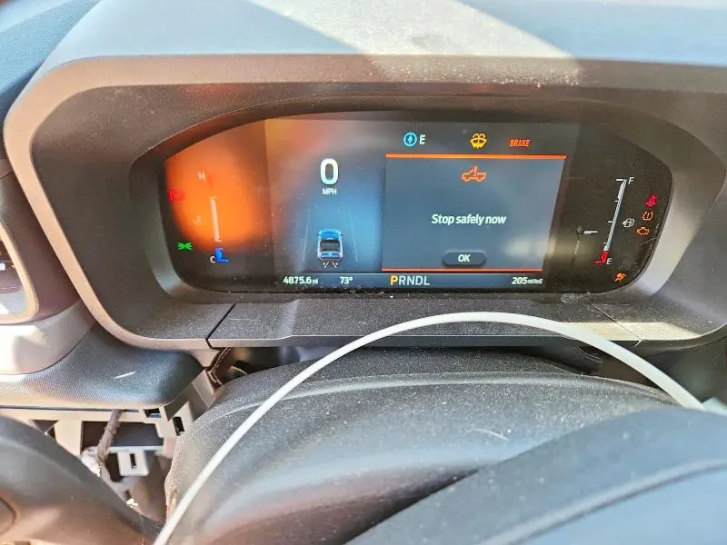 2025 FORD MAVERICK XL  
