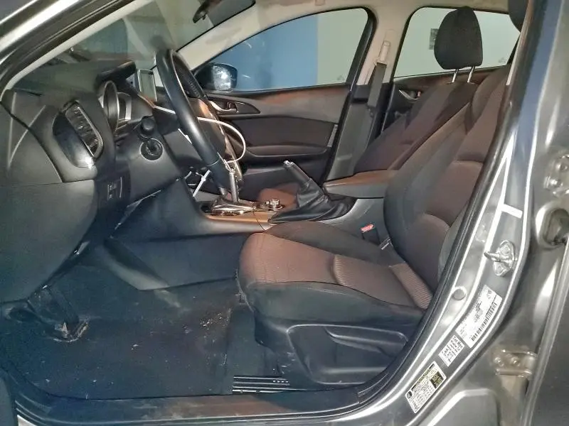 2015 MAZDA 3 TOURING  