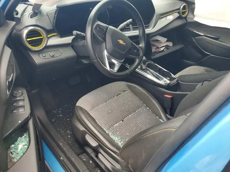 2025 CHEVROLET TRAX 1LT  