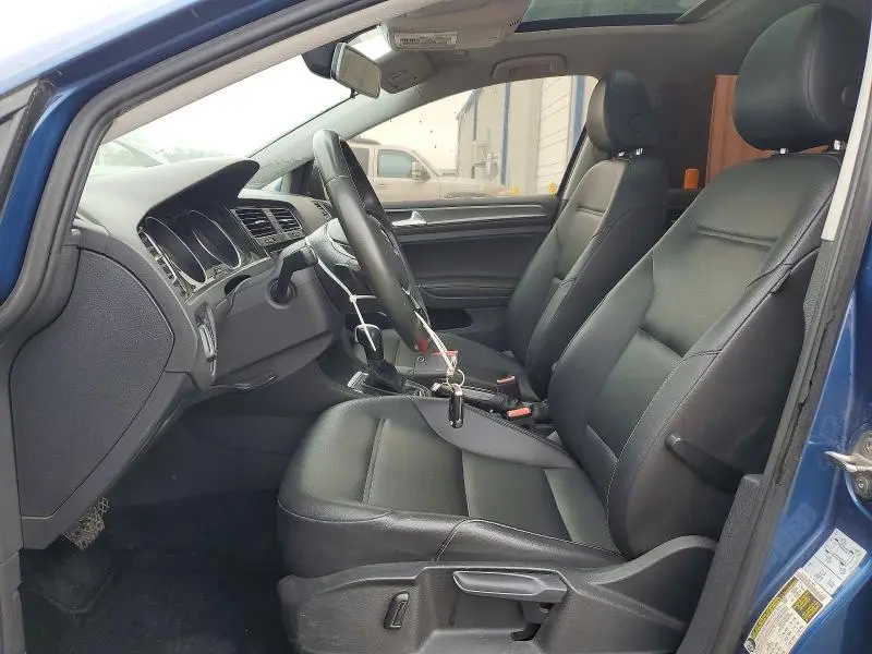 2020 VOLKSWAGEN GOLF   