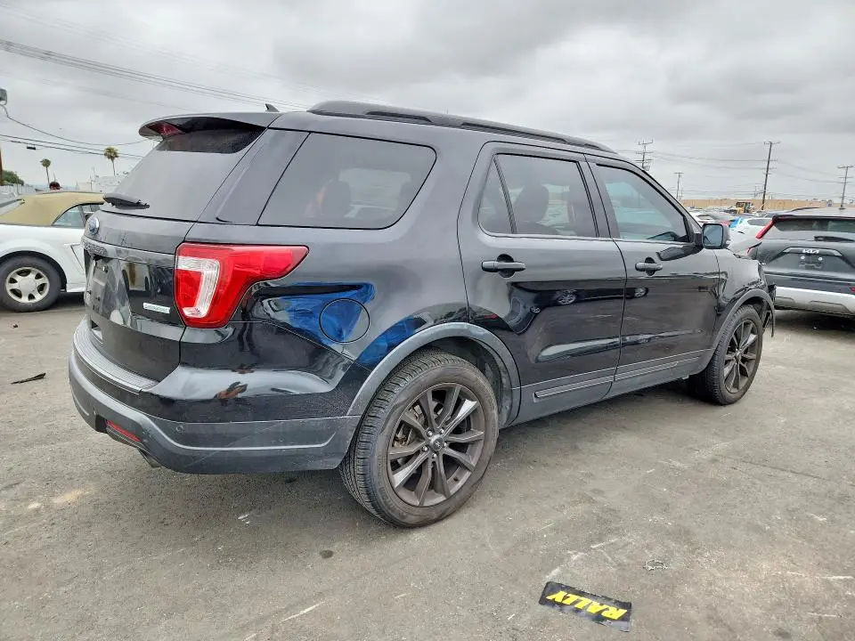 2019 FORD EXPLORER XLT  