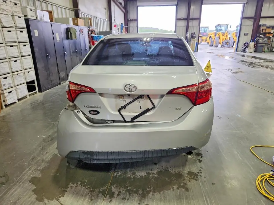 2018 TOYOTA COROLLA LE  