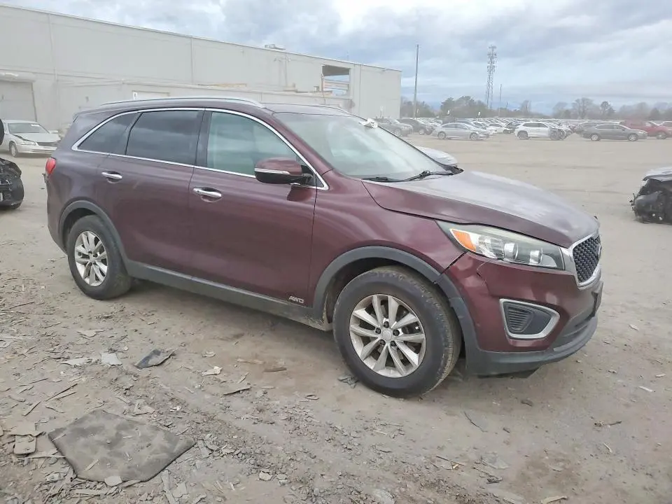 2017 KIA SORENTO LX  