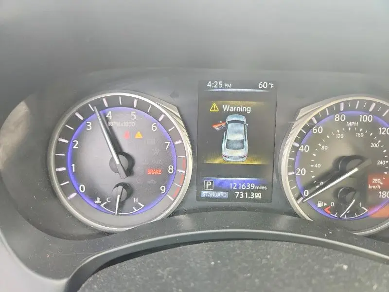 2015 INFINITI Q50 PREMIUM  