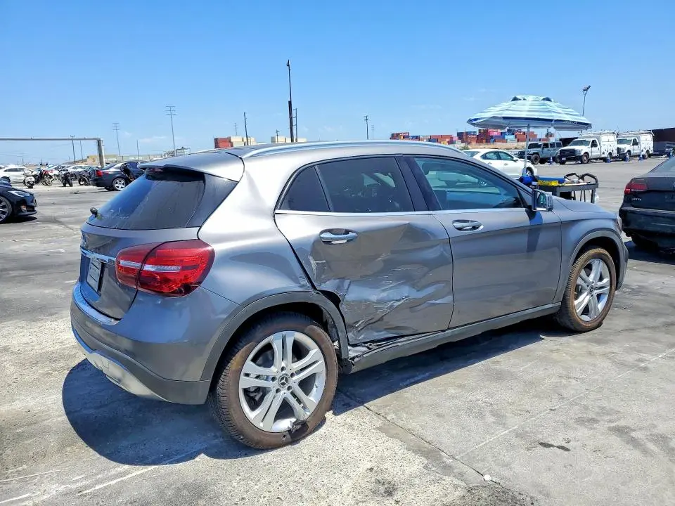 2019 MERCEDES-BENZ GLA 250  