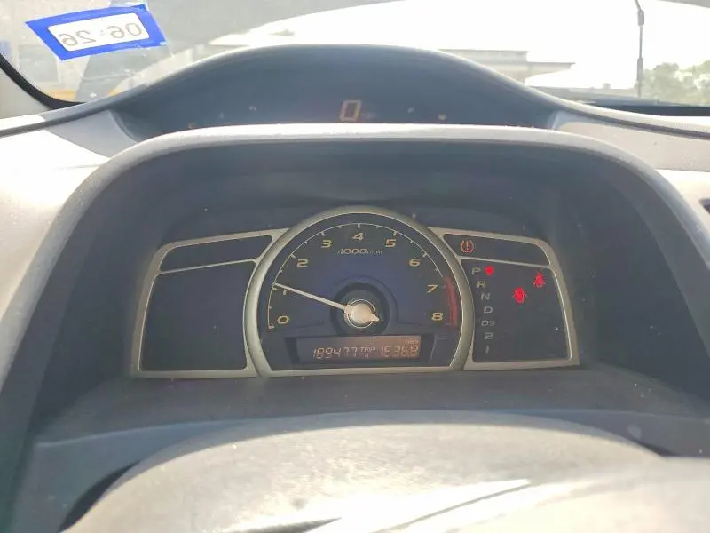 2010 HONDA CIVIC LX  