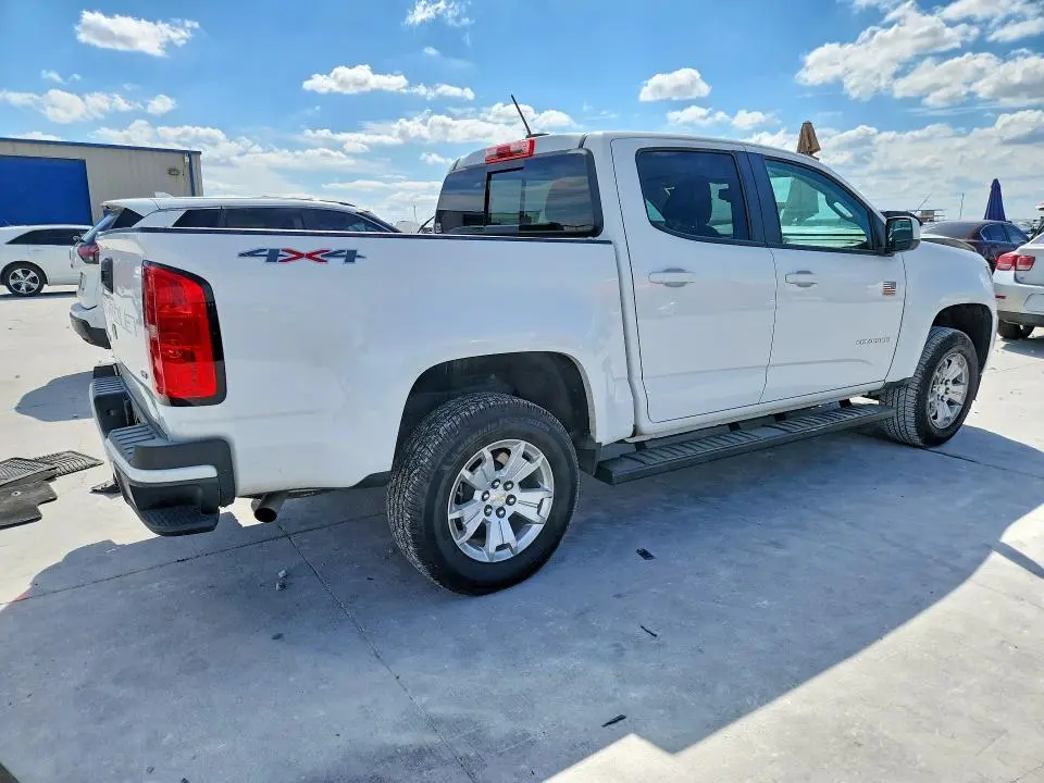 2022 CHEVROLET COLORADO LT  