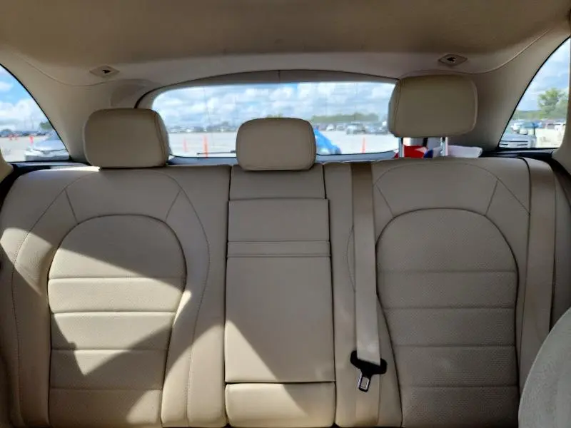2019 MERCEDES-BENZ GLC 300  