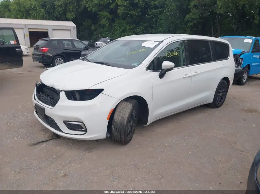 2023 CHRYSLER PACIFICA TOURING L