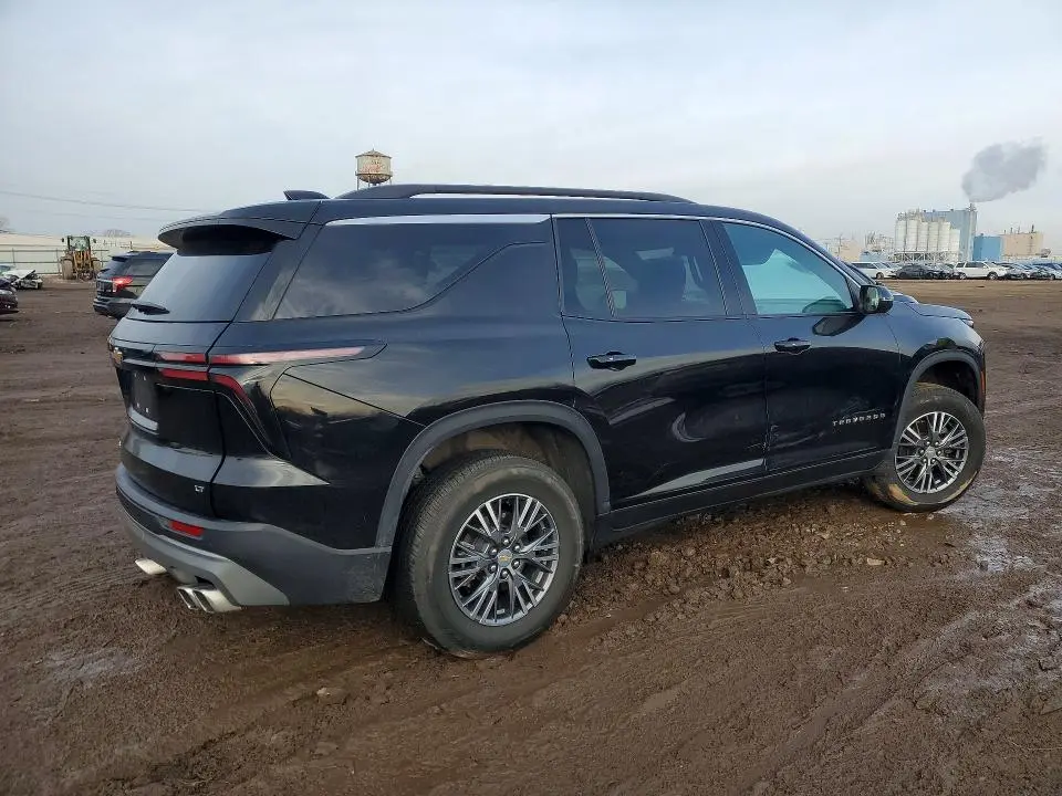 2024 CHEVROLET TRAVERSE LT  