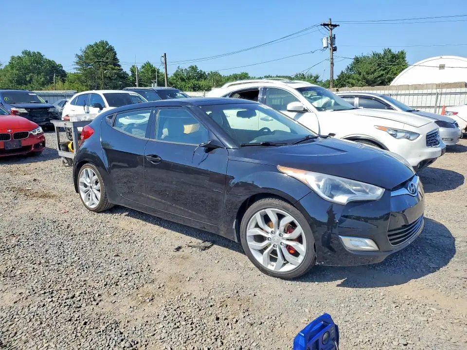2013 HYUNDAI VELOSTER BASE  