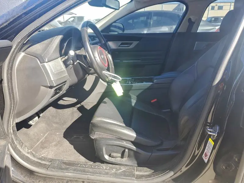 2017 JAGUAR XF PREMIUM  