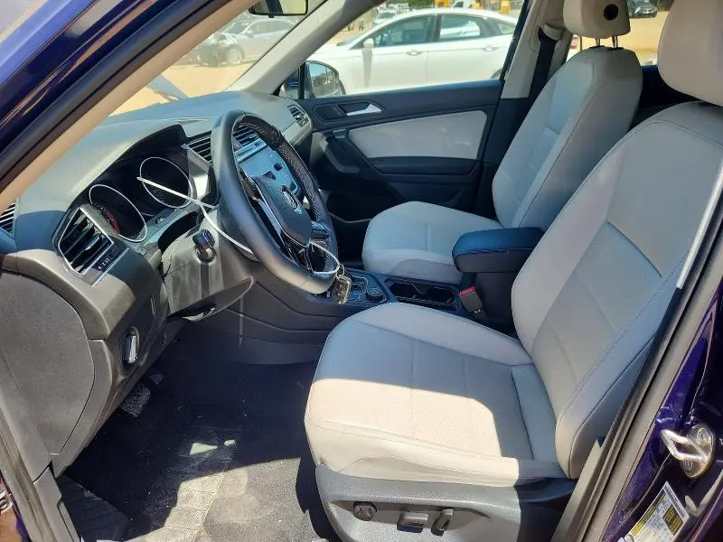 2021 VOLKSWAGEN TIGUAN SE  