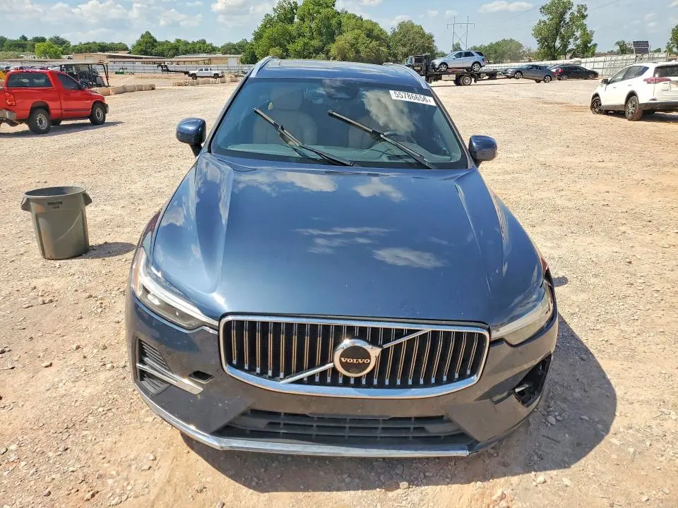 2022 VOLVO XC60 B5 INSCRIPTION  