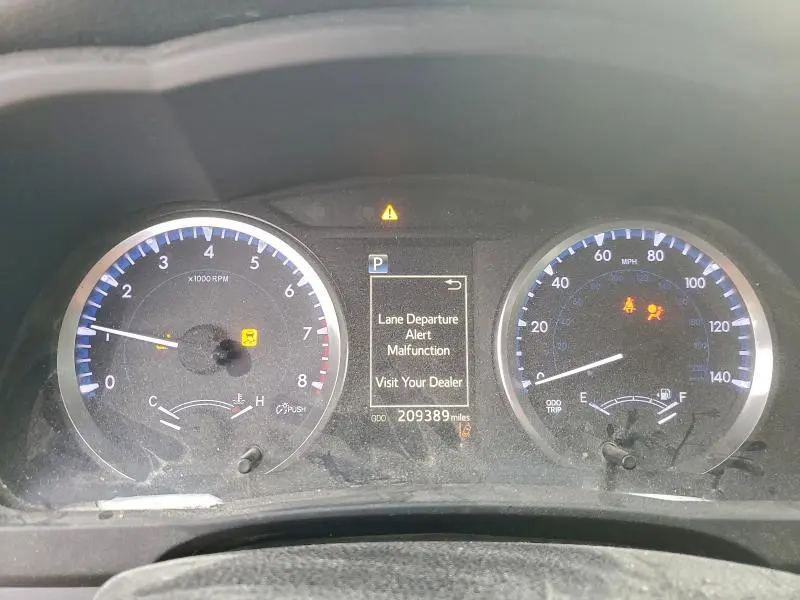 2017 TOYOTA HIGHLANDER LE  