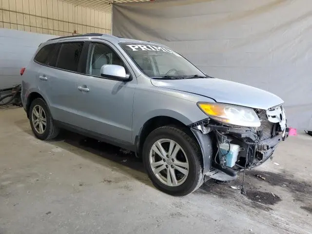 2010 HYUNDAI SANTA FE SE  