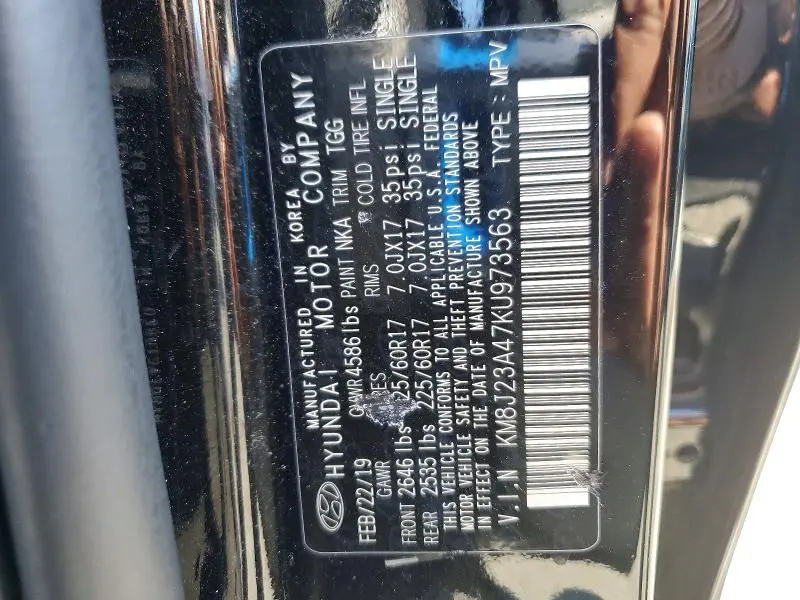 2019 HYUNDAI TUCSON SE  