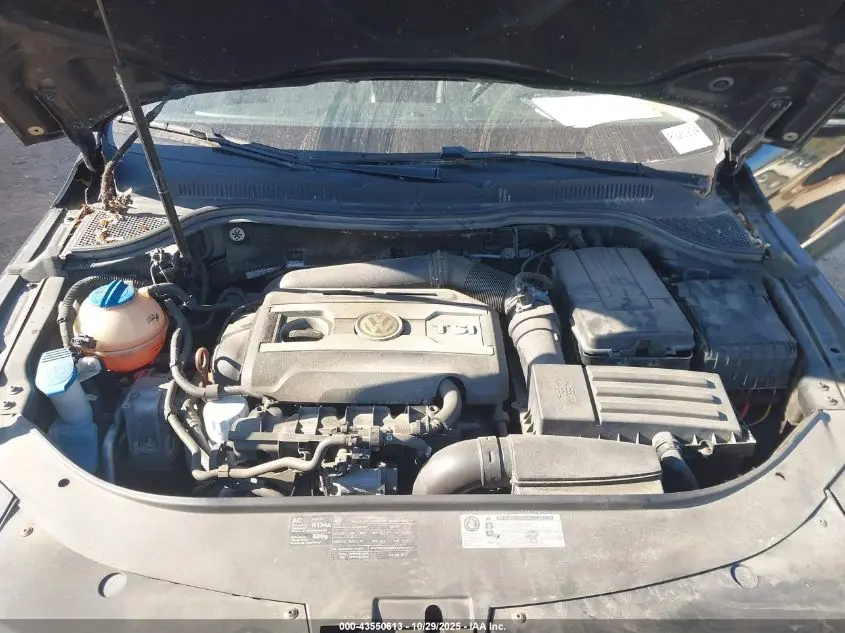 2010 VOLKSWAGEN CC LUXURY