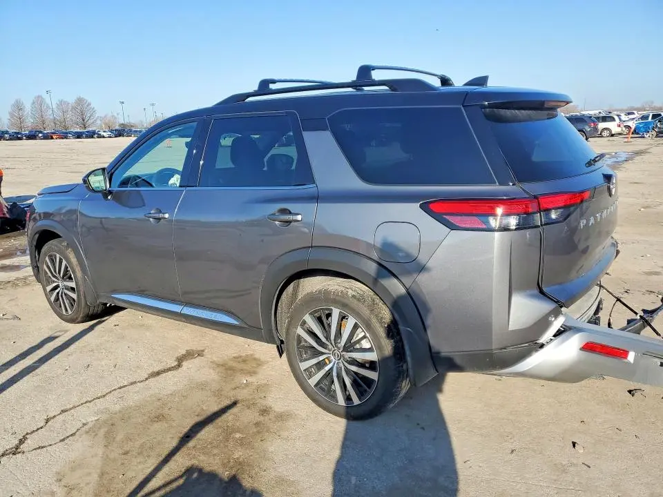 2024 NISSAN PATHFINDER PLATINUM  