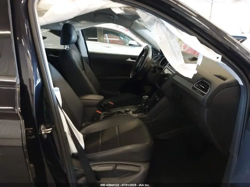 2018 VOLKSWAGEN TIGUAN SE/SEL