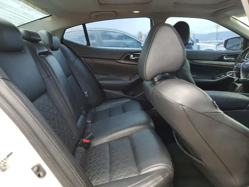 2016 NISSAN MAXIMA PLATINUM  