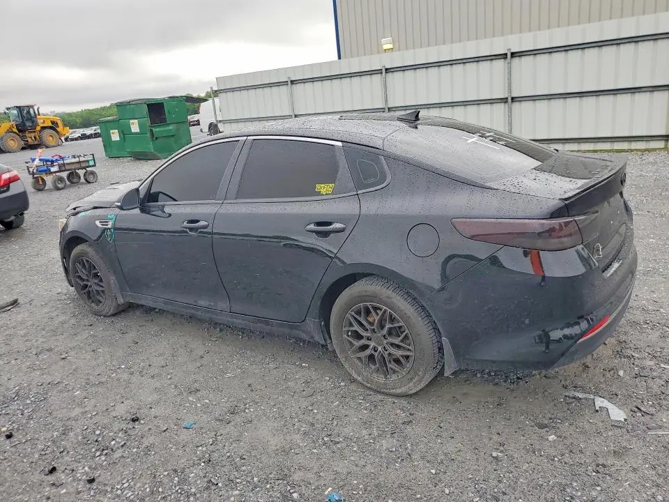 2017 KIA OPTIMA LX  