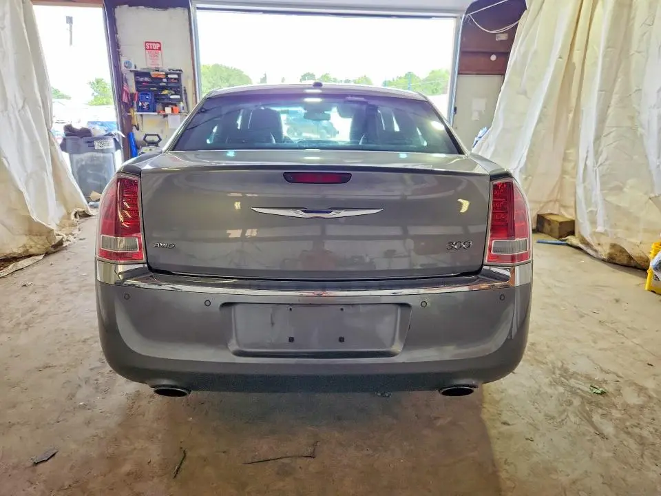 2012 CHRYSLER 300 LIMITED  