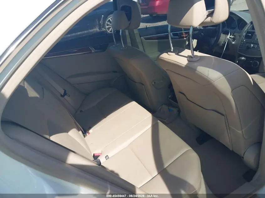 2011 MERCEDES-BENZ C 300 LUXURY/SPORT