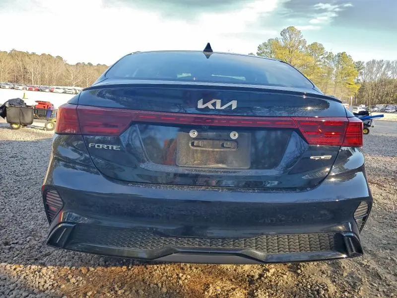2023 KIA FORTE GT LINE  