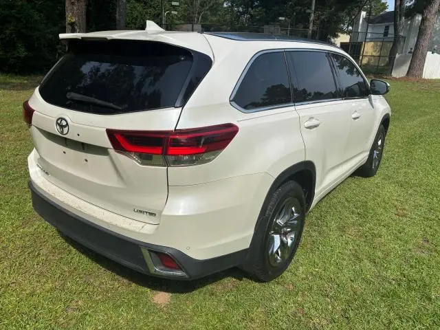 2019 TOYOTA HIGHLANDER LIMITED  