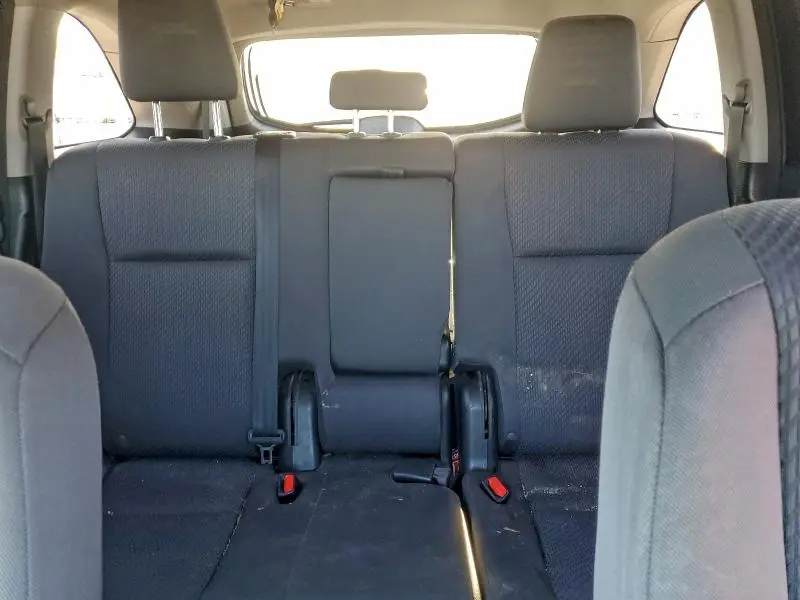 2016 TOYOTA HIGHLANDER LE  