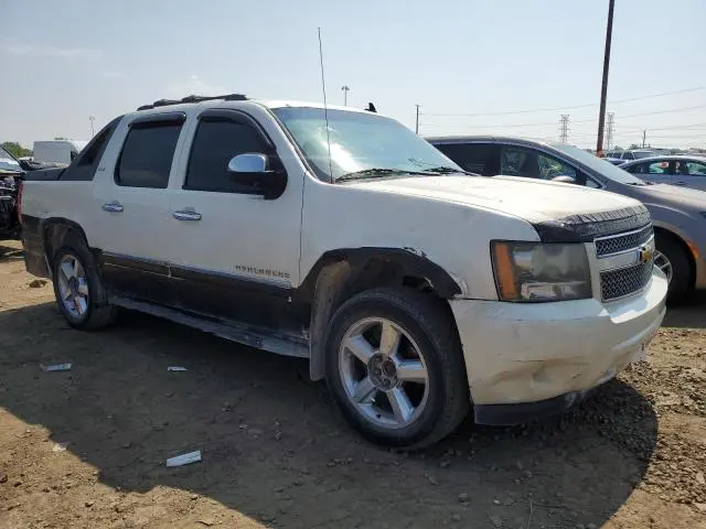 2011 CHEVROLET AVALANCHE LTZ  