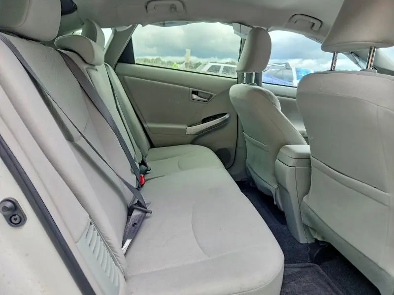 2014 TOYOTA PRIUS TWO  