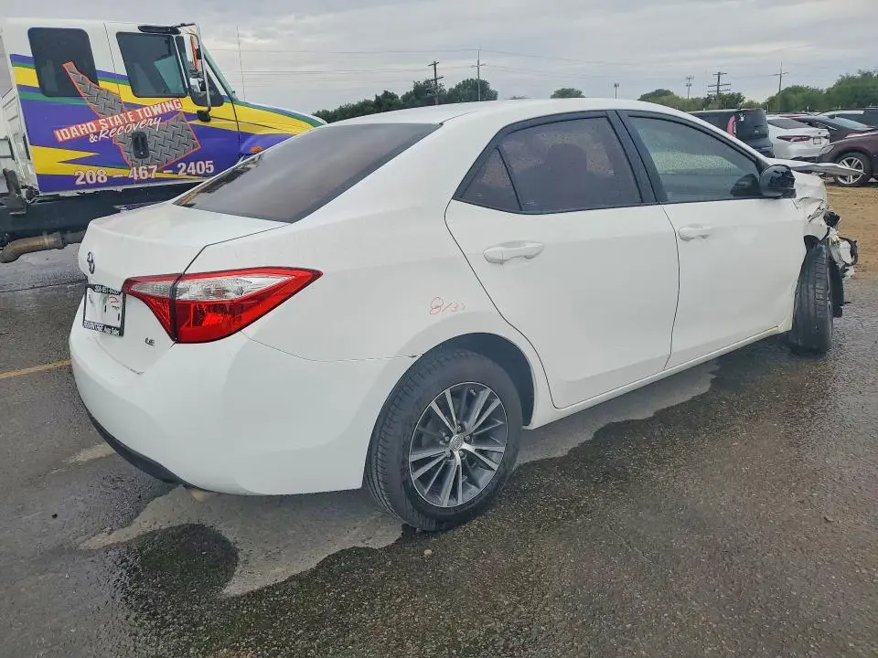 2016 TOYOTA COROLLA LE PLUS  