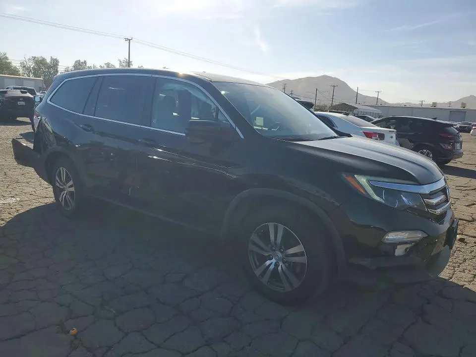 2017 HONDA PILOT EX  