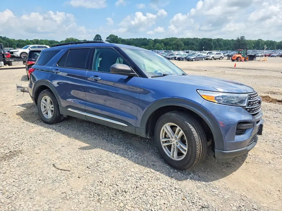 2021 FORD EXPLORER XLT  