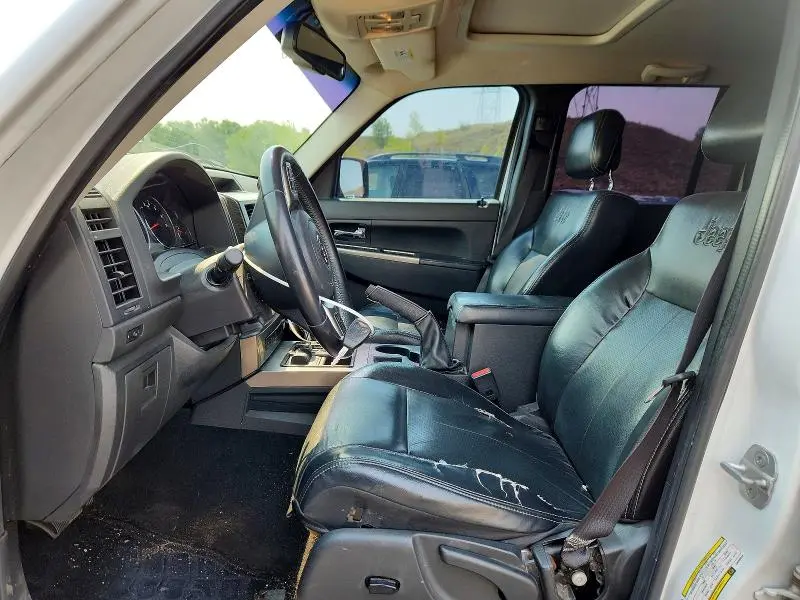 2012 JEEP LIBERTY JET  