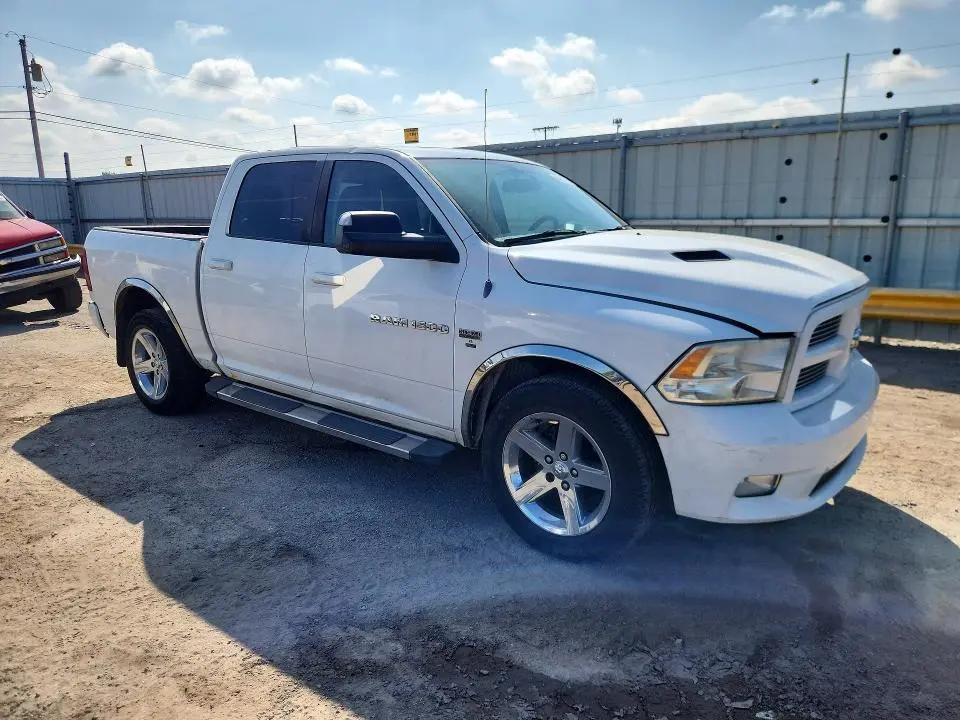 2011 DODGE RAM 1500   