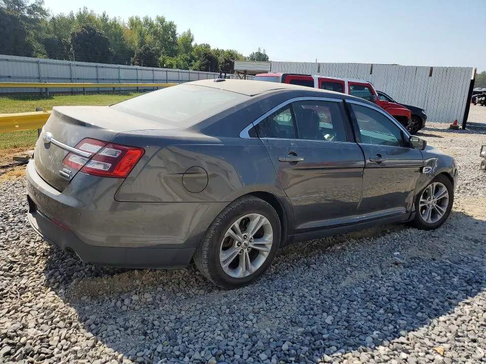 2018 FORD TAURUS SEL  