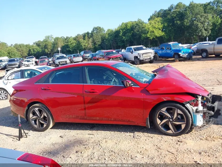 2022 HYUNDAI ELANTRA SEL