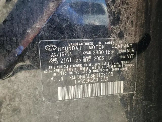 2014 HYUNDAI ELANTRA SE  