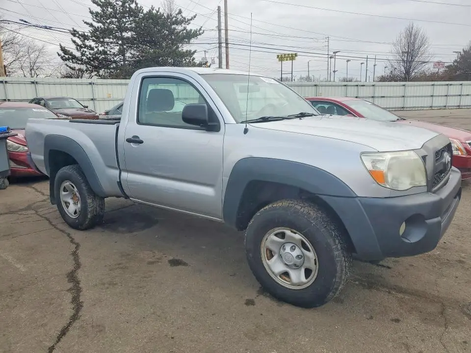 2011 TOYOTA TACOMA BASE  