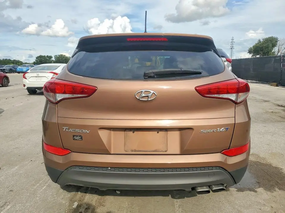 2016 HYUNDAI TUCSON SPORT  